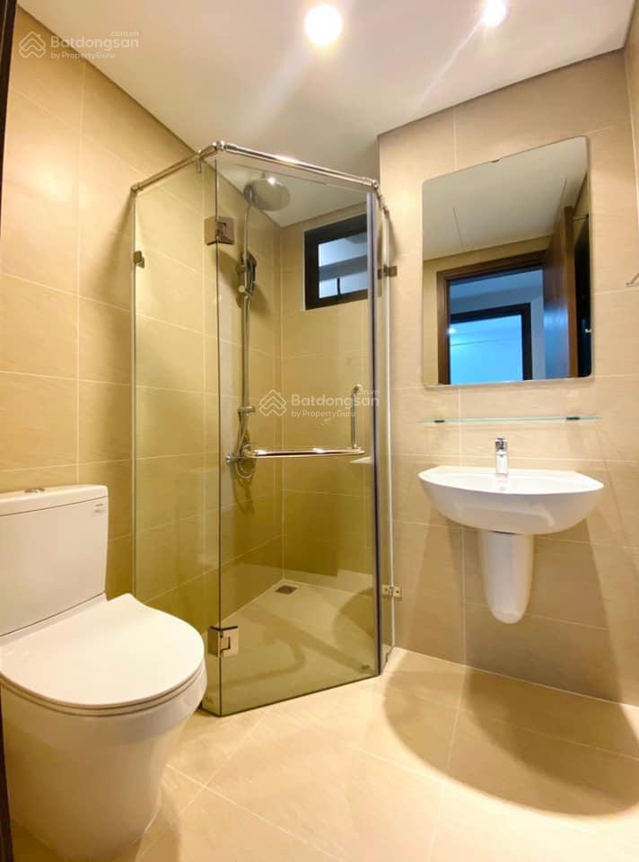 Cần bán căn hộ 2PN 2WC sổ hồng sẵn giá tốt view SG hướng về thành phố, hỗ trợ vay 70% call em Triều