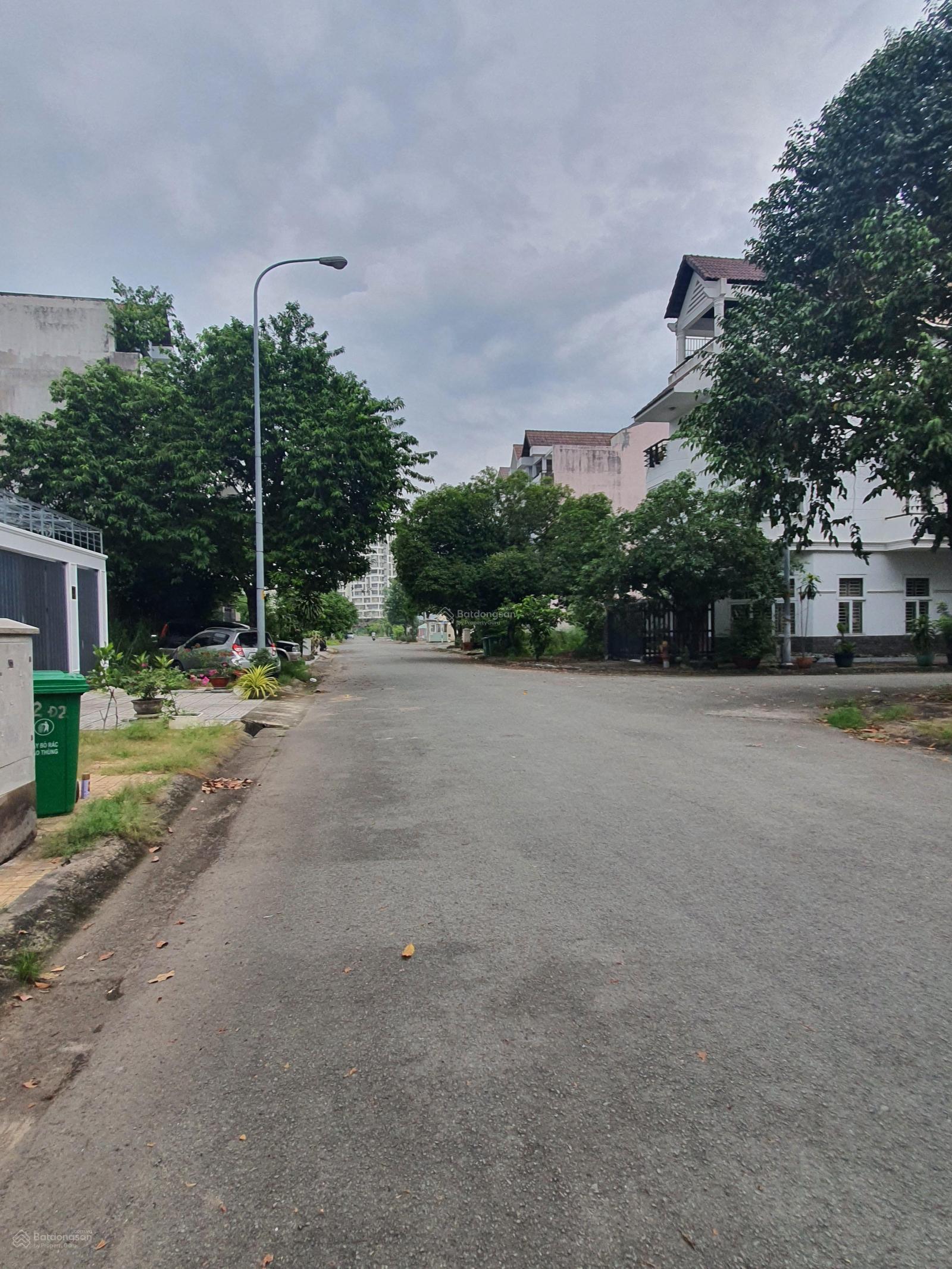 Bán lô đất 6x19m khu Topia Khang Điền giá 70 triệu/m2