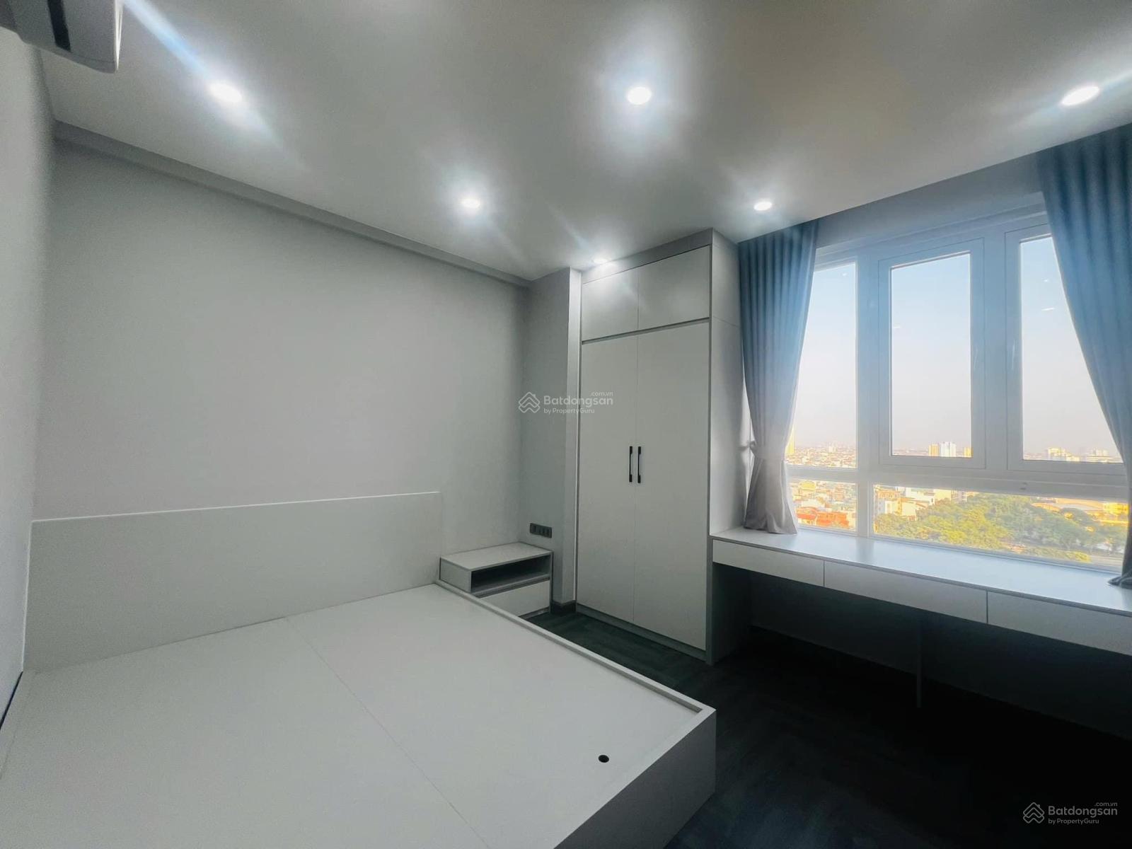 Cần bán CHCC 151 Nguyễn Đức Cảnh Hoàng Mai DT 140m2 gồm 4ngủ nhà full nội thất giá chào 6,8 tỷ TL
