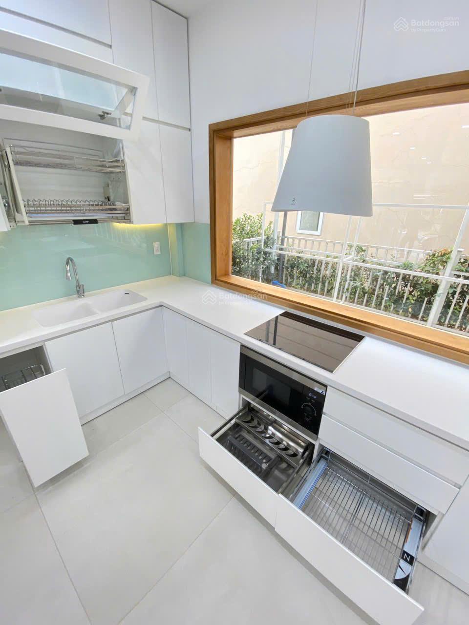 Cho thuê nhà phố Rio Vista - Q9, liền kề Gia Hoà, Khang Điền, 1 trệt 2 lầu giá 14tr/th