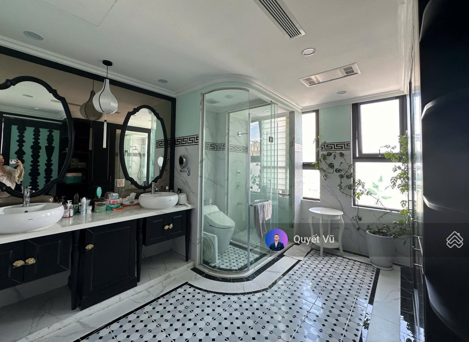 (Penthouse) cần bán toà Bonanza Duy Tân Cầu Giấy, thiết kế đẹp view Đông Nam có sân vườn 0888 989 ***