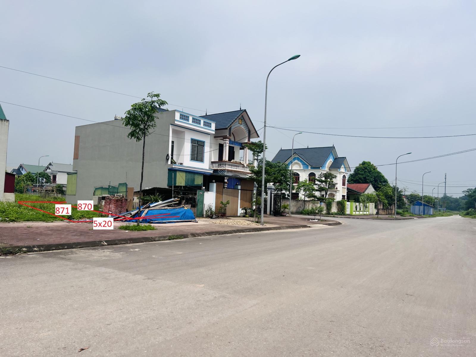 Bán gấp lô đất mặt đường quy hoạch 29m - nối vào sau quảng trường Sông Công - giá 1,2 tỷ