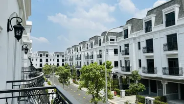 Cần bán nhanh nhà phố Amelie Villa, Phú Mỹ Hưng, 120m2. Giá quá tốt cho đầu tư hoặc để ở.