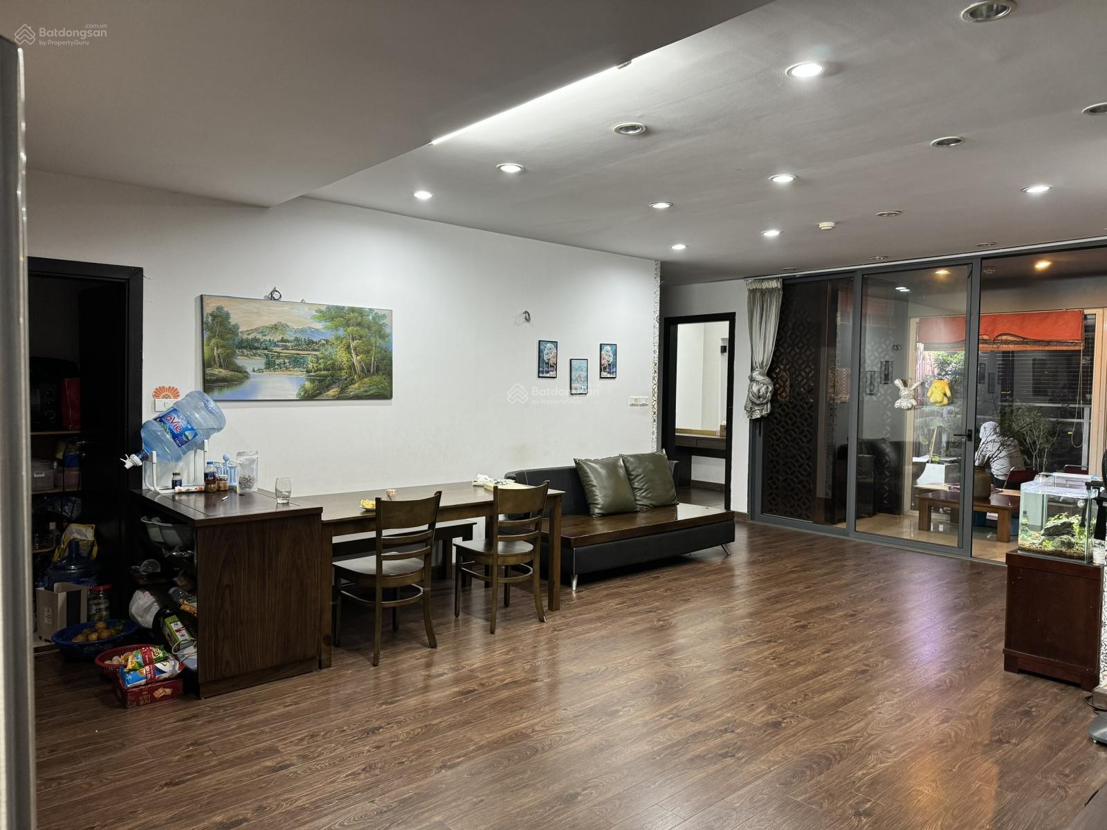 Tôi bán căn 131m2 tòa The Light Tố Hữu 3PN giá 8,6tỷ