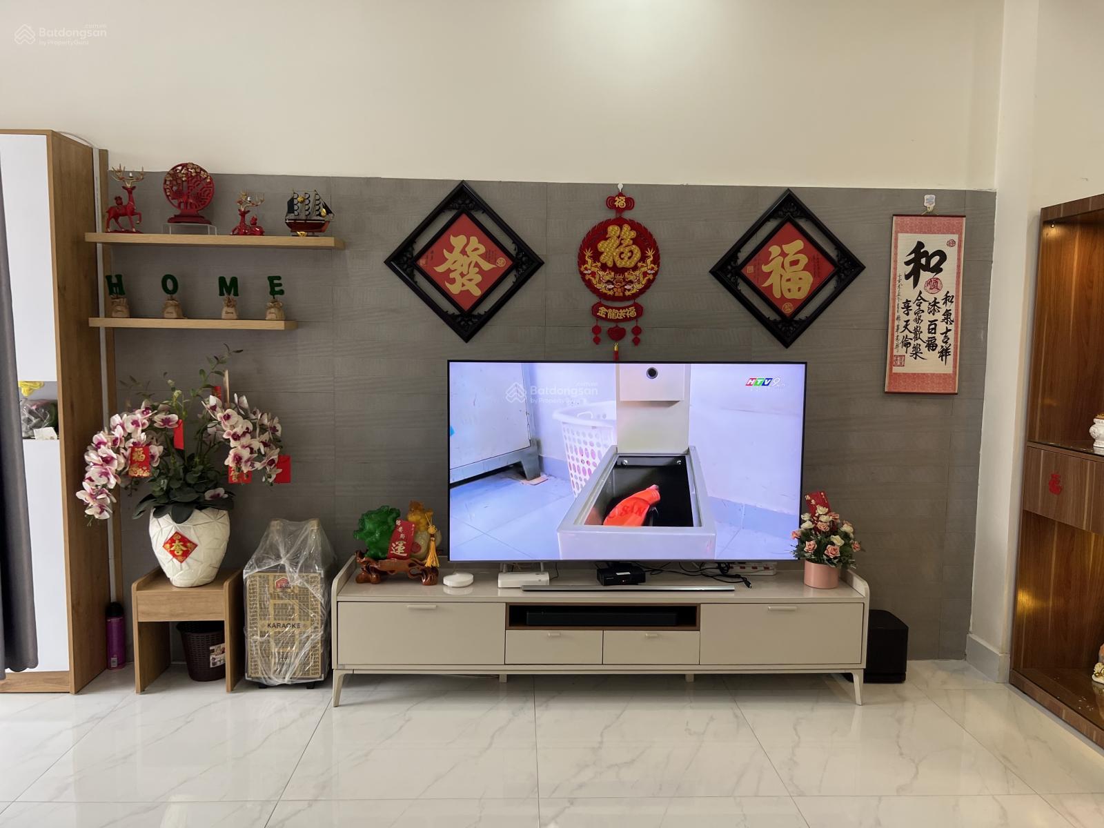 Lovera Park full nội thất cao cấp,không có căn thứ 2- Gía 7,950 tỷ, bớt lộc !