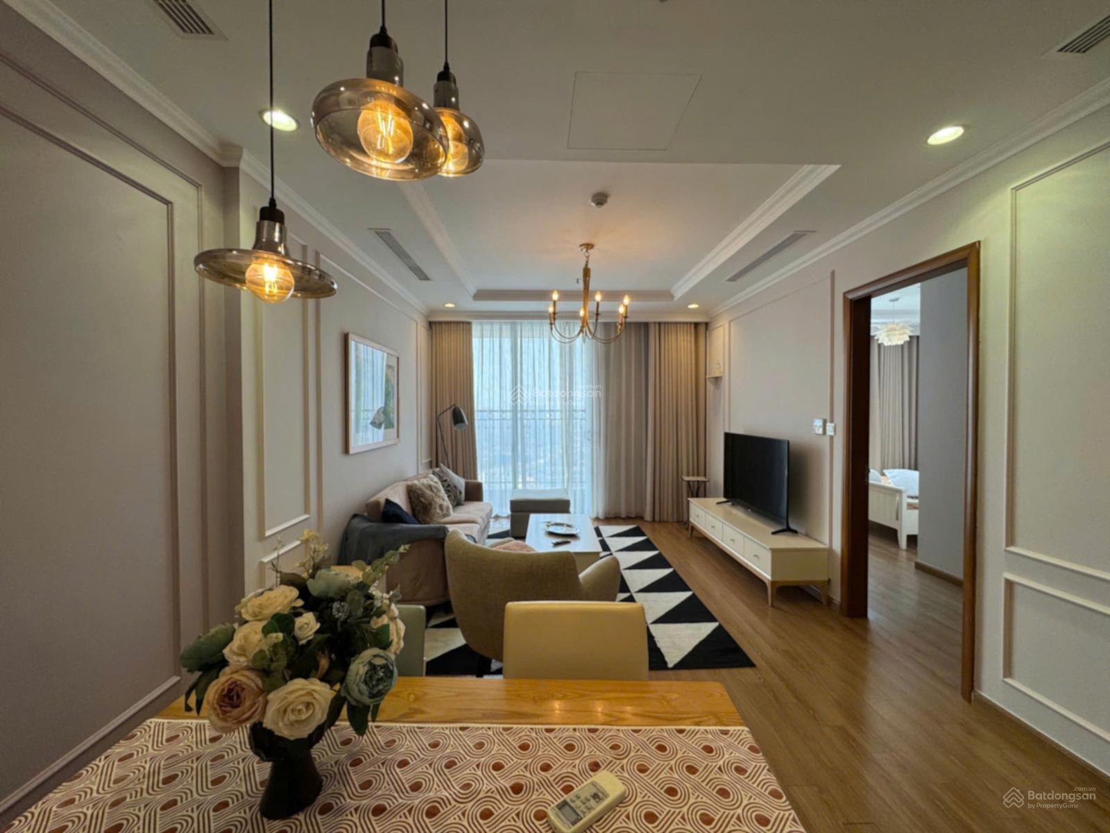 Cho thuê căn hộ chung cư Vinhomes Nguyễn Chí Thanh, 2 PN đủ tiện nghi