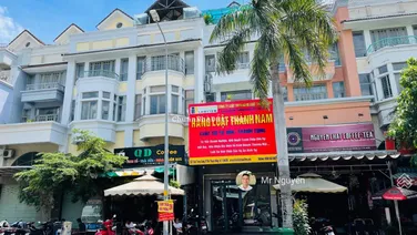 Nhà phố 2 mặt tiền đường Trần Trọng Cung, có thang máy. DT: 5x25m, giá 25 tỷ, HĐ thuê 45tr/th