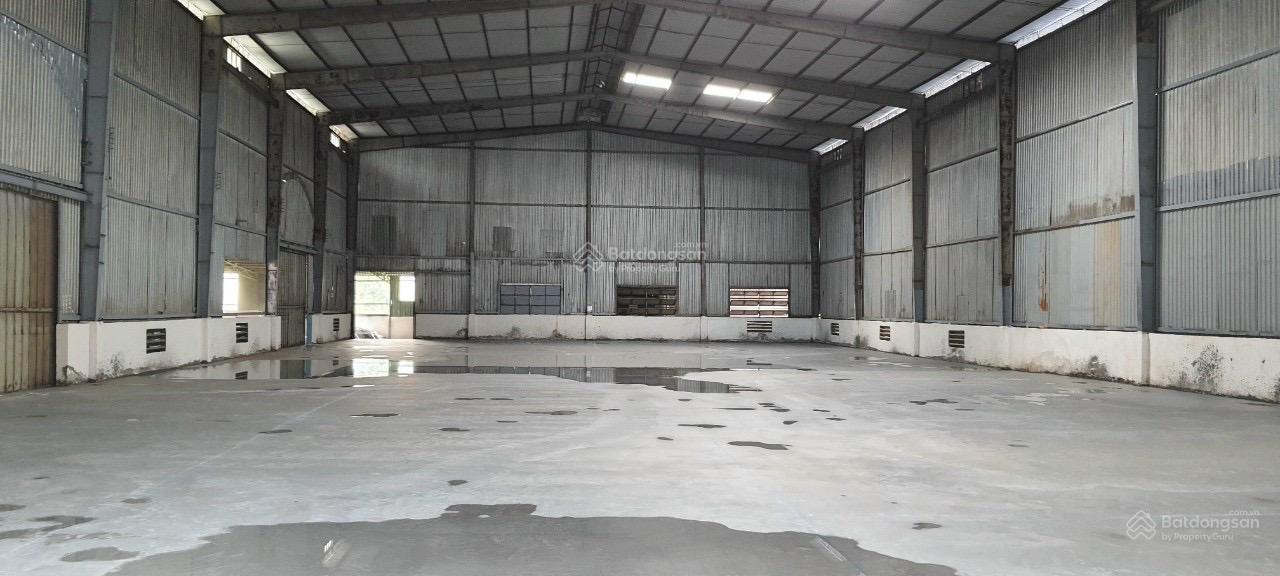 Cho thuê nhà kho 550m và 420m đường xe 10tan vào di chuyển tại khu Võ Thị Liễu - An Phú Đông Q12 Cho thuê nhà kho 550m và 420m đường xe 10tan vào di chuyển tại khu Võ Thị Liễu - An Phú Đông Q12