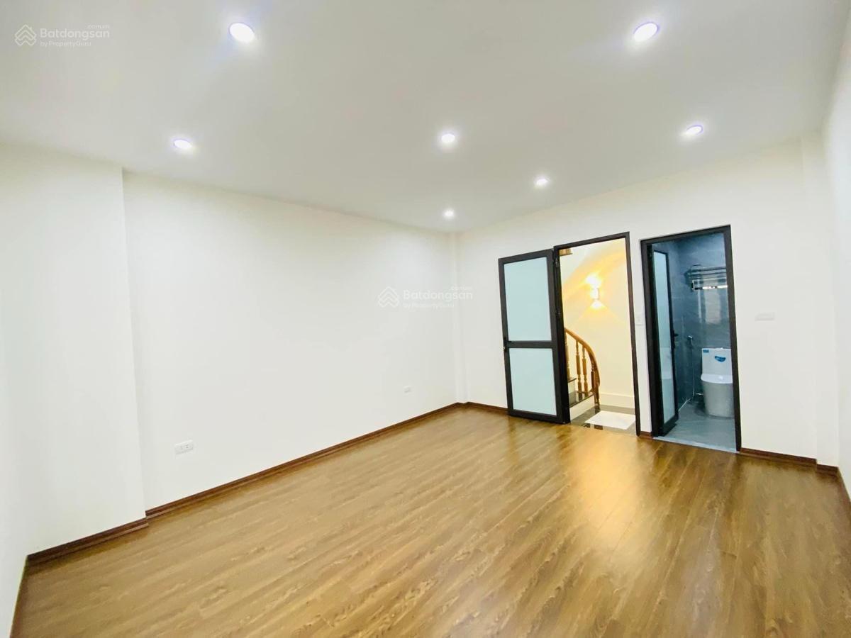 Vĩnh Phúc - Bưởi, ngõ 3 gác, thông tứ tung, thoáng, sáng, tặng NT, mới ở ngay, 39m2*5T