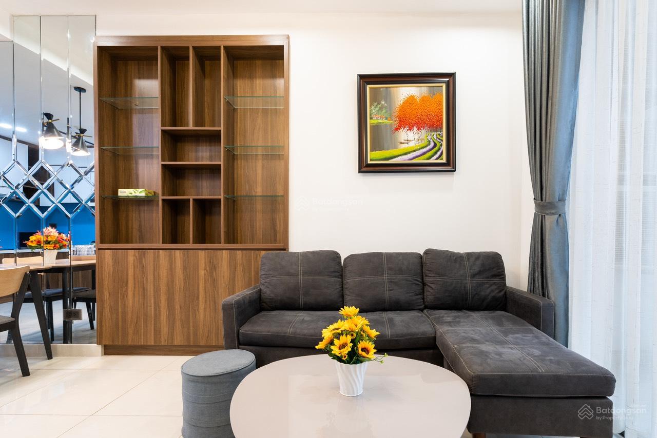 Bán căn góc lầu cao 6.9tỷ, 60m2, Sài Gòn Royal 2 phòng ngủ 1WC, quận 4, nhà siêu xinh