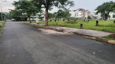 Cần bán nhanh lô góc trục chính khu Topia Khang Điền giá tốt
