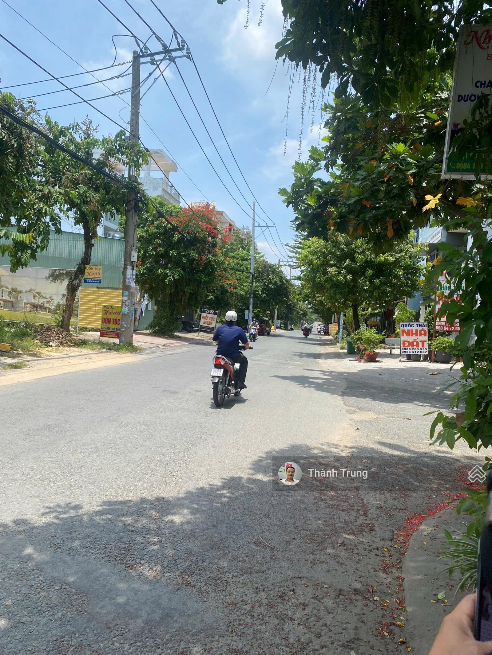 Hàng hiếm mặt tiền kinh doanh đường D3, diện tích 16m x 20m, 320m2 giá chỉ 78tr/m2 rẻ nhất khu vực