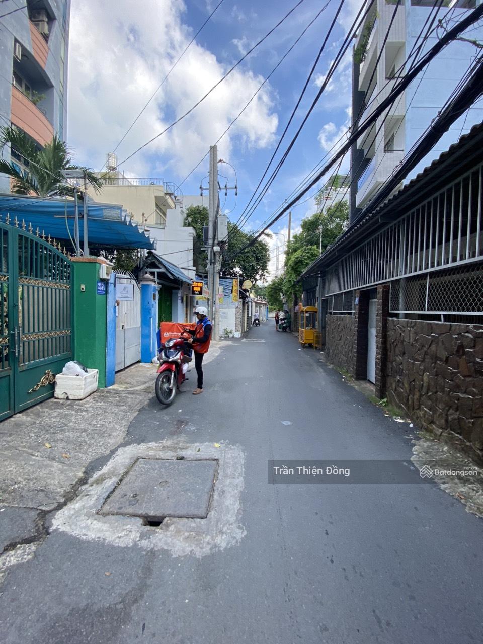 Chính chủ bán siêu phẩm hai mặt tiền Hoàng Hoa Thám, P5, PN (6.5 x 14m) CN: 88m2 chỉ 20,5 tỷ