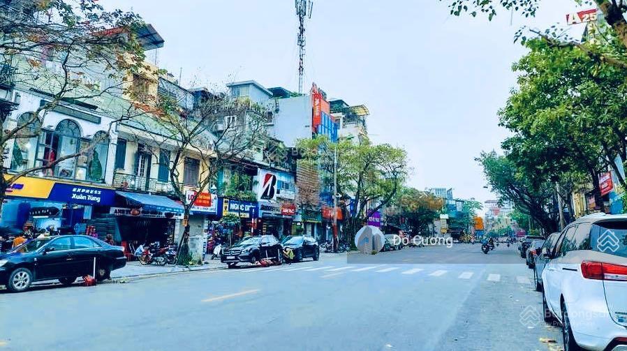 Hot - Bán nhà mặt đường Hai Bà Trưng, Quận Hoàn Kiếm - vỉa hè + đường siêu rộng - 400m2 - MT 14,5m