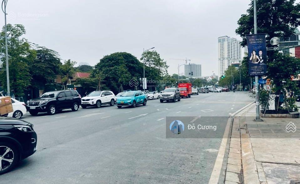 Gấp - Cần bán gấp nhà mặt phố Huỳnh Thúc Kháng, Đống Đa - lô góc 3 thoáng - 150m2 x 5 tầng - MT 8m Gấp - Cần bán gấp nhà mặt phố Huỳnh Thúc Kháng, Đống Đa - lô góc 3 thoáng - 150m2 x 5 tầng - MT 8m