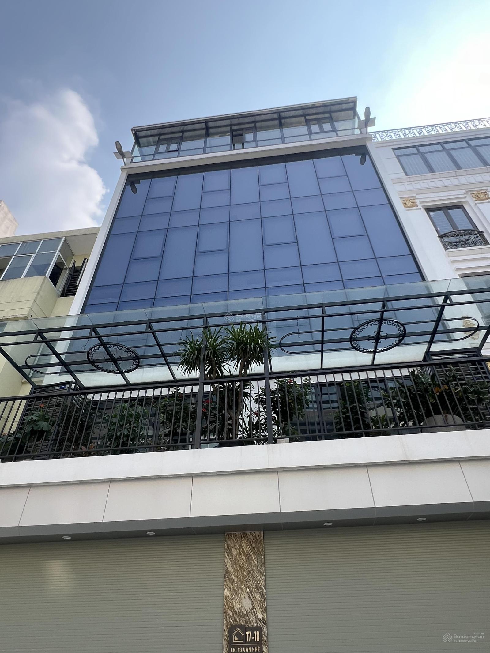 Hàng hiếm LK 135m2, MT 9m xây được 6 tầng full đất. Diện tích sàn 800m2. Siêu kinh doanh chỉ 31 tỷ