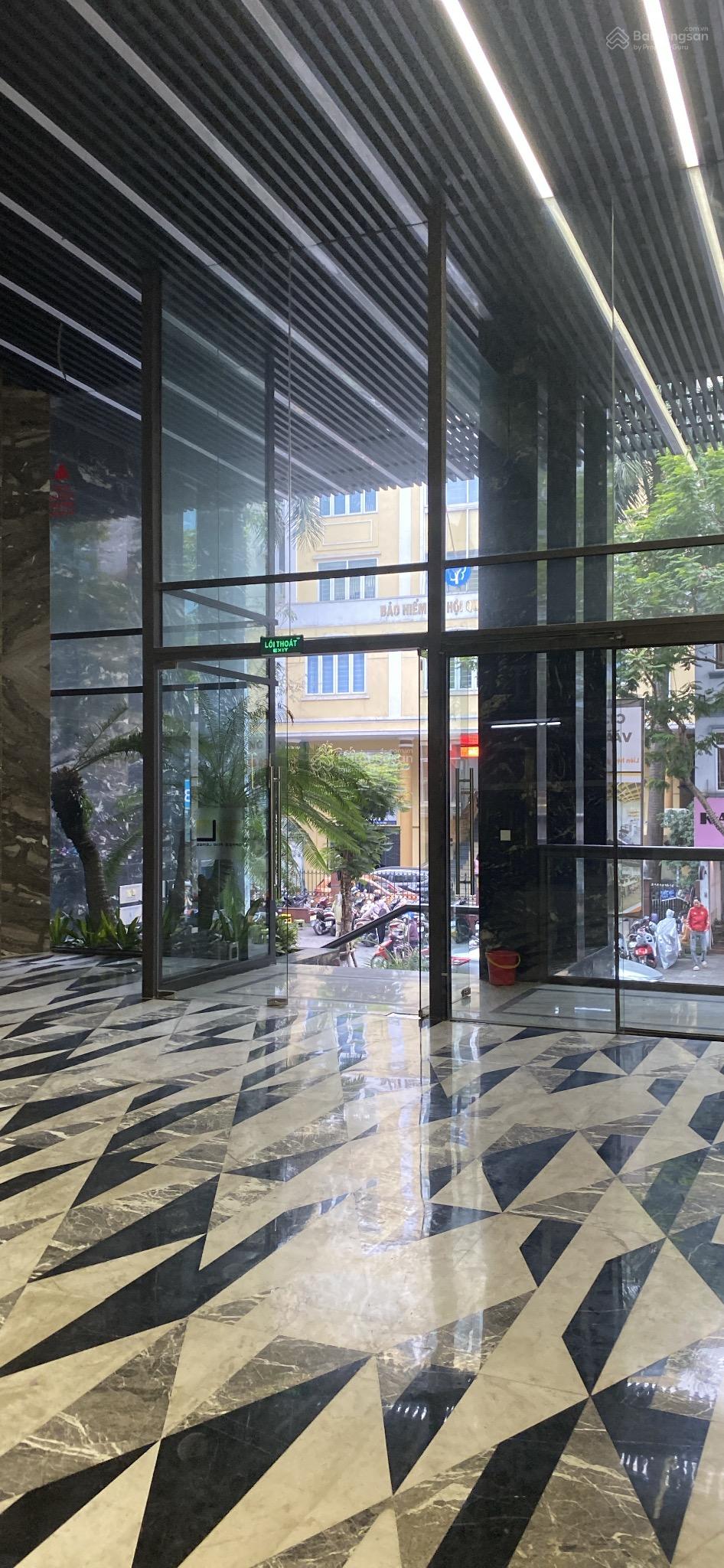 Cho thuê văn phòng Hanoi Tourist Lý Thường Kiệt, Hoàn Kiếm 60, 130, 180, 330m2 giá 220 nghìn/m2/th