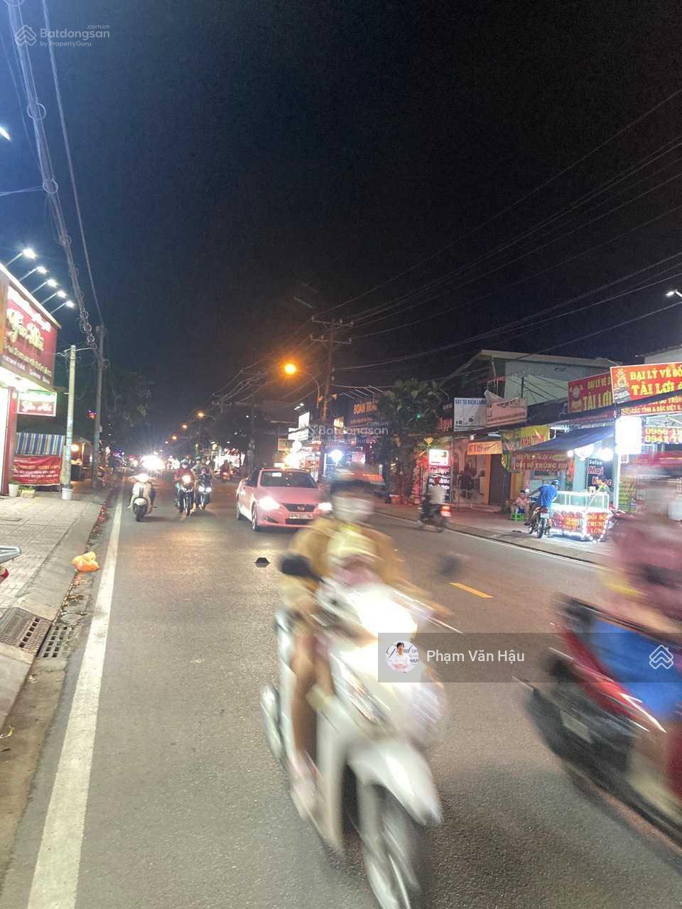 Bán khuôn đất xây building đẹp nhất đường Nguyễn Văn Tăng Q9, 20x40m, giá siêu mềm 100tr/m2