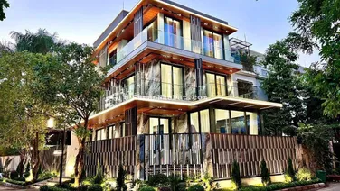 Bán BT góc 2 mặt tiền full nội thất cao cấp 100%, dọn vào ở ngày giá chỉ 69 tỷ