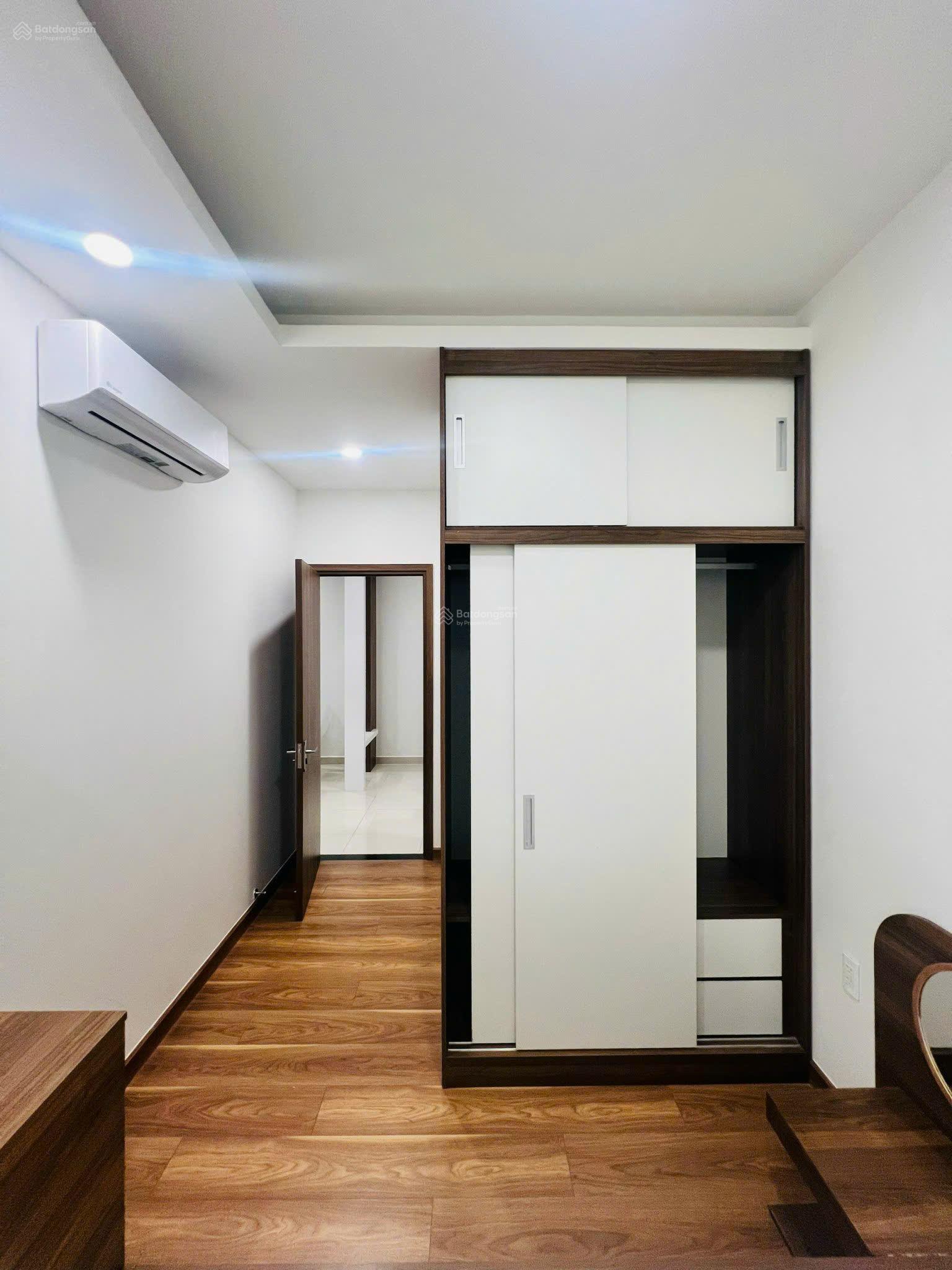 Bán Q7 Riverside 2PN 3.7tỷ, căn góc 3PN 5.1tỷ LH 0939 720 *** xem nhà trực tiếp 24/7, view đẹp ở ngay