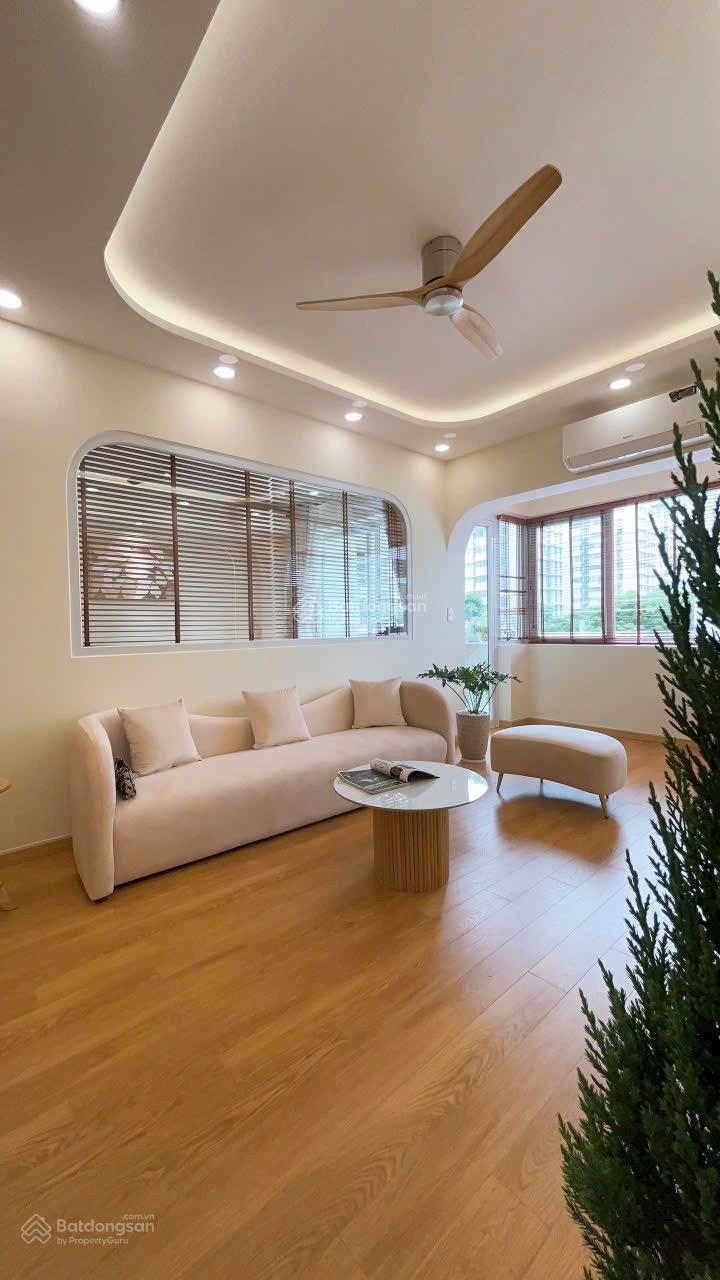 Cần tiền bán gấp căn hộ Green View, Phú Mỹ Hưng, 118m2, 8,5tỷ, LH 0919 949 ***