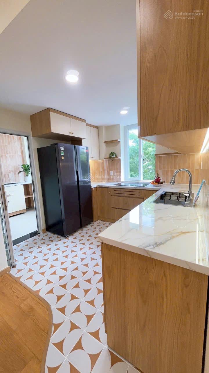 Cần tiền bán gấp căn hộ Green View, Phú Mỹ Hưng, 118m2, 8,5tỷ, LH 0919 949 ***