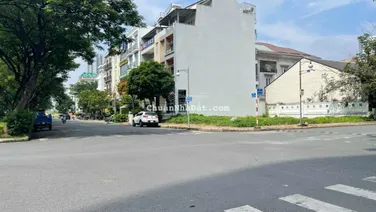 Bán đất nhà phố lô góc 2 đường lớn Nam Thiên 3 PMH DT 275m2 view cv giá 120 tỷ, LH 0938 775 ***