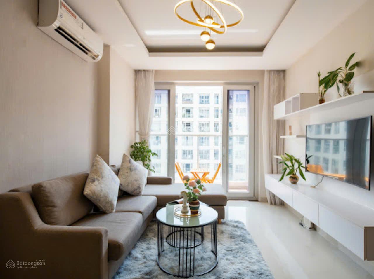 Bán gấp căn hộ officetel 48m2 view đẹp giá siêu rẻ chỉ 2 tỷ 7, Sky Center - 5B Phổ Quang