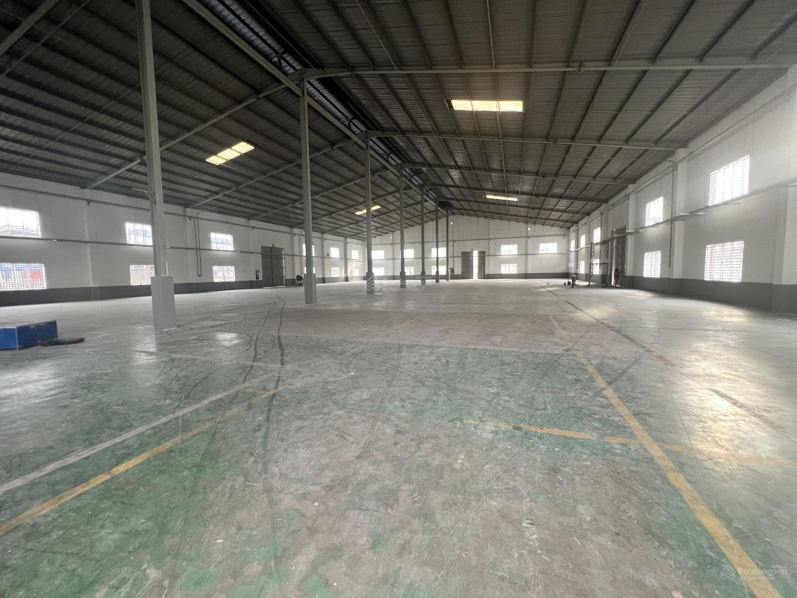 Cho thuê xưởng 6000m2 300tr Tân Phước Khánh - Tân Uyên