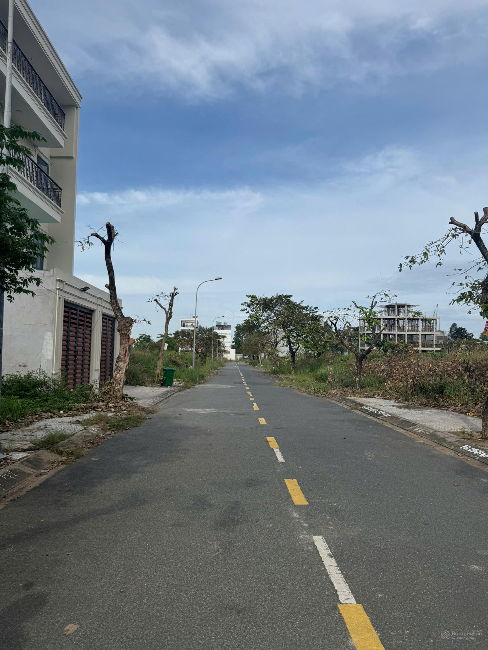 Chính chủ bán nhanh lô đất Cát Lái mặt tiền đường 12m, gần trường Đại Học, giá 63 triệu/m² sổ đỏ Chính chủ bán nhanh lô đất Cát Lái mặt tiền đường 12m, gần trường Đại Học, giá 63 triệu/m² sổ đỏ