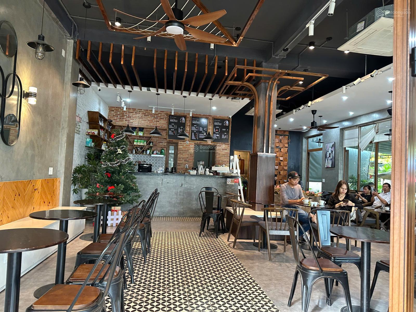 Siêu phẩm nhà phố 2 mặt tiền, quán cafe kinh doanh sầm uất ngay trung tâm Quận Thanh Khê, giá 22 tỷ