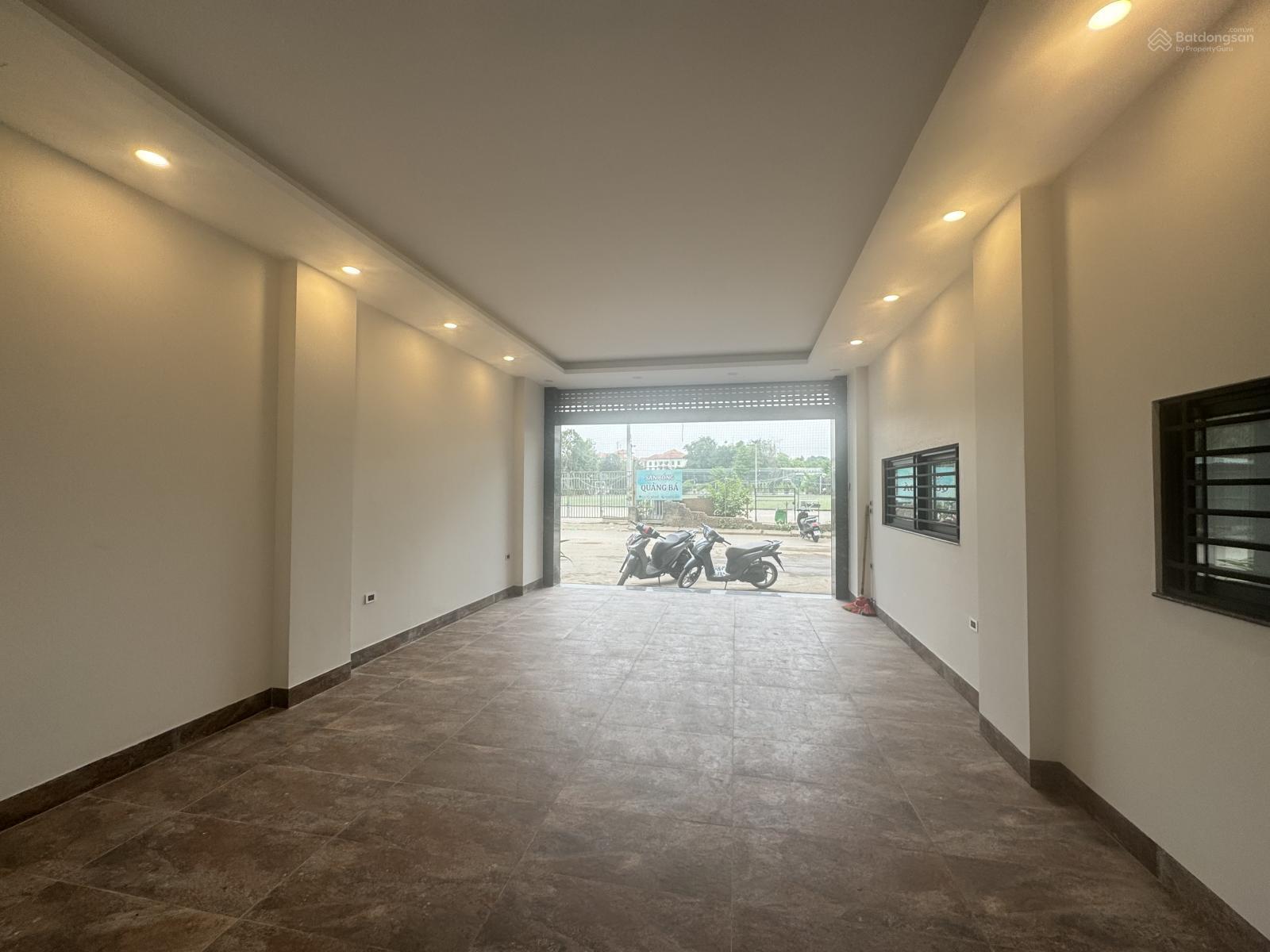 Chính chủ cần cho thuê gấp nhà mới xây xong phố Xuân Diệu - Tây Hồ view hồ DT: 55m2x7T để 2 ô tô T1
