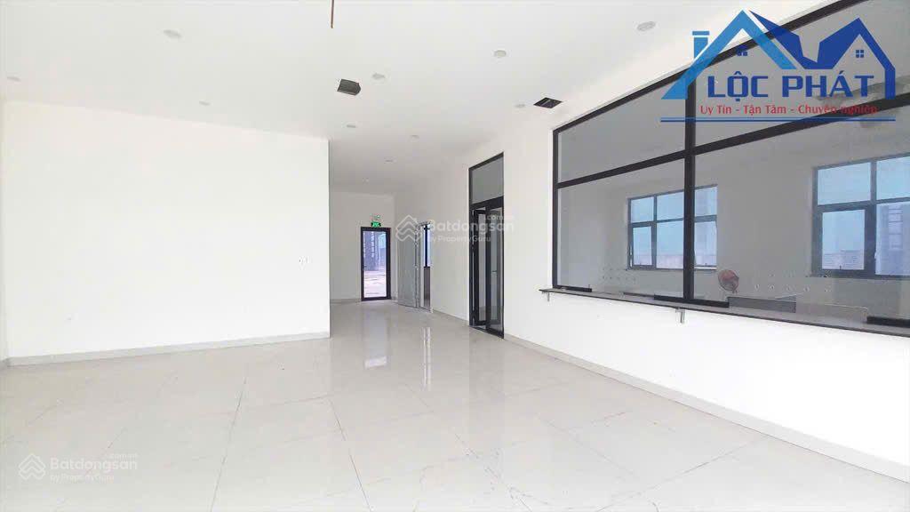 Cho thuê xưởng sản xuất KCN Long Thành, Đồng Nai 8000m2 giá thuê xưởng 118.096,9 đ/m²/tháng