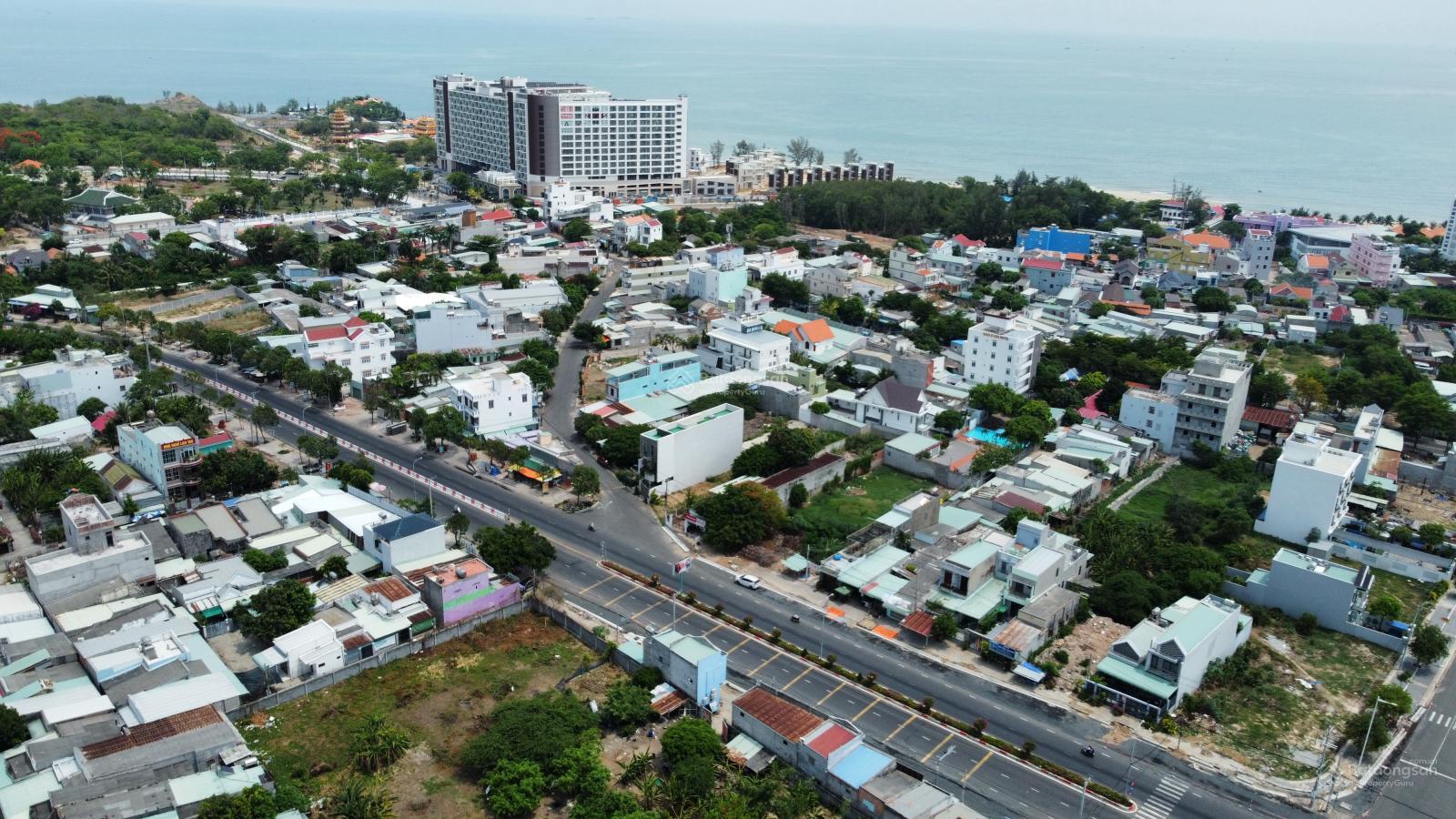 Giá siêu rẻ tại biển Cần bán đất trung tâm du lịch Long Hải mặt tiền đường nhựa rộng 40m