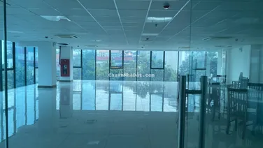 Cho thuê tòa nhà văn phòng 250m2 x 9T mặt phố Hồng Tiến, quận Long Biên, TP Hà Nội