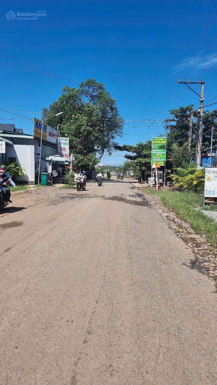 Cần bán gấp nhà vườn 1210m2 (có 200m2 thổ cư)gần hồ Trị An thuộc La Ngà, Định Quán. Chỉ cần 600tr