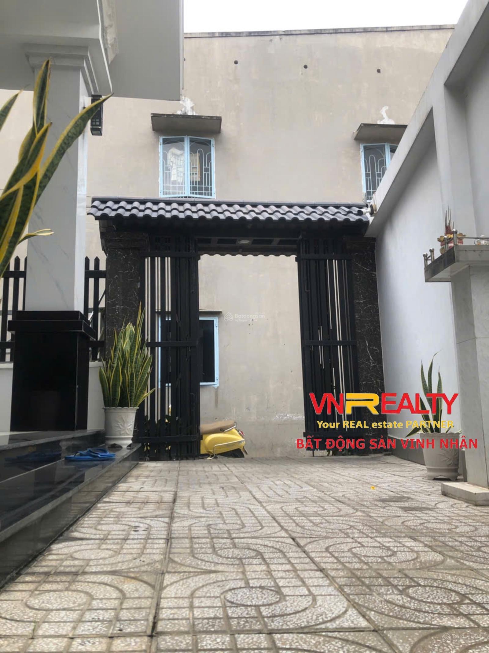 9,5 tỷ TL siêu rẻ nhà vườn mái thái hơn 200m2 ngay Gò Ô Môi Q7 gần ngã tư đường Cao Thị Chính