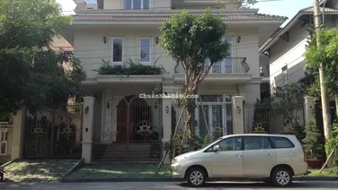 Bán biệt thự HXH đường Lê Văn Sỹ, P. 13 Quận 3, DT: 14 x 20m, 3 tầng đẹp, giá chỉ: 49 tỷ TL