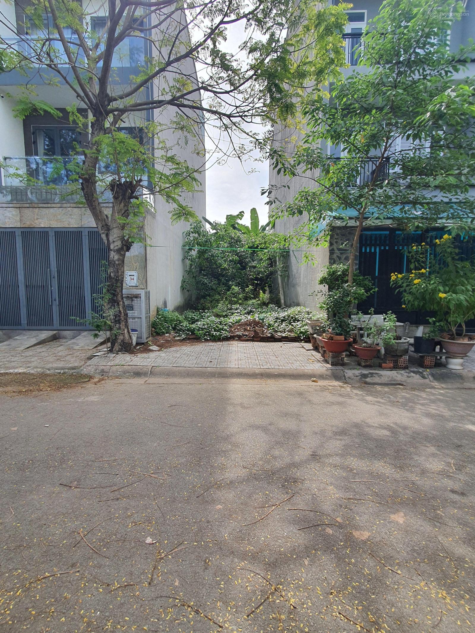 Bán nhanh lô đất biệt thự 200m2 Kiến Á đường Liên Phường giá 82 triệu/m2