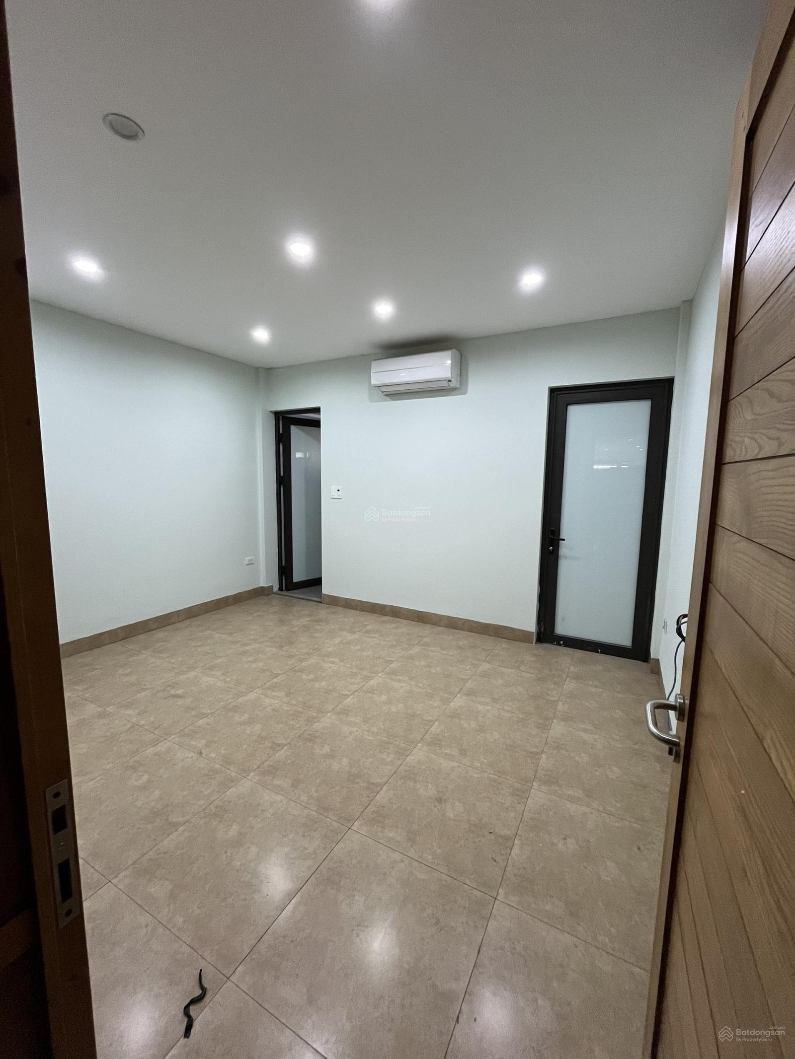 Cho thuê văn phòng Triều Khúc - Nguyễn Trãi, 100m2/tầng gồm 2 phòng rộng