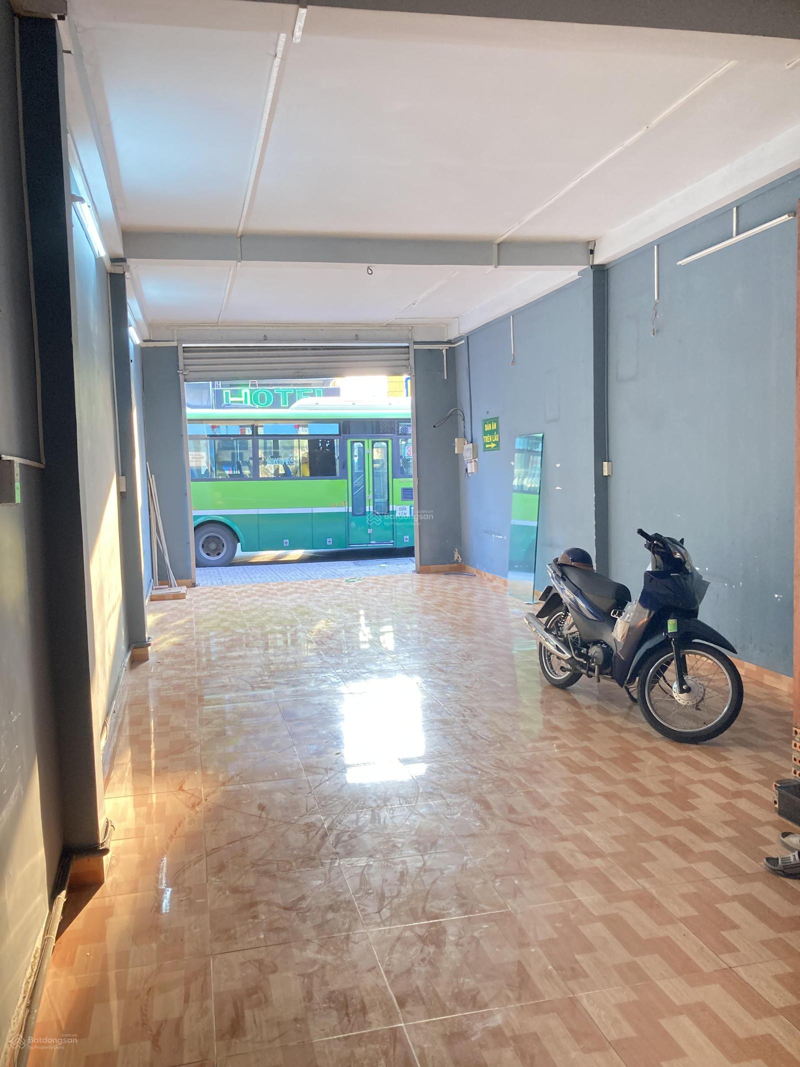 Cho thuê nhà mặt tiền Âu Cơ, P.9, Q.TB, 4,5 x 16M, 1T-2L, 34 triệu, 4PN, 3WC, gần chợ Tân Phước