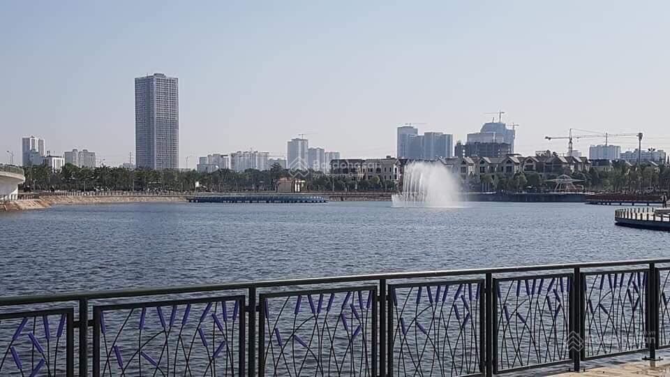 Chính chủ. Bán căn góc biệt thự B05-11 An Vượng Villas, vị trí đẹp, đường đôi ra thẳng hồ công viên