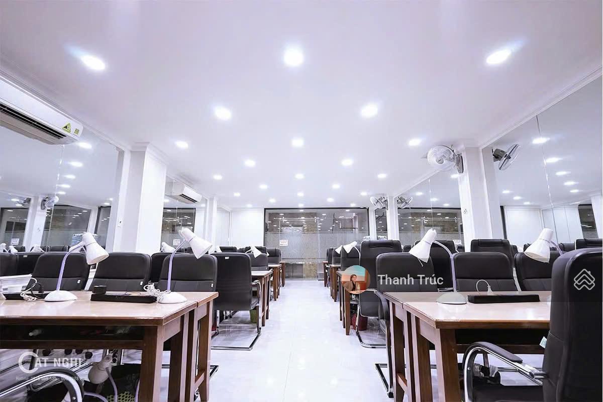 Cho thuê Tòa nhà Mặt tiền Nguyễn Tri Phương Quận 10 TPHCM Gần Vòng Xoay Ngô Gia Tự Cho thuê Tòa nhà Mặt tiền Nguyễn Tri Phương Quận 10 TPHCM Gần Vòng Xoay Ngô Gia Tự