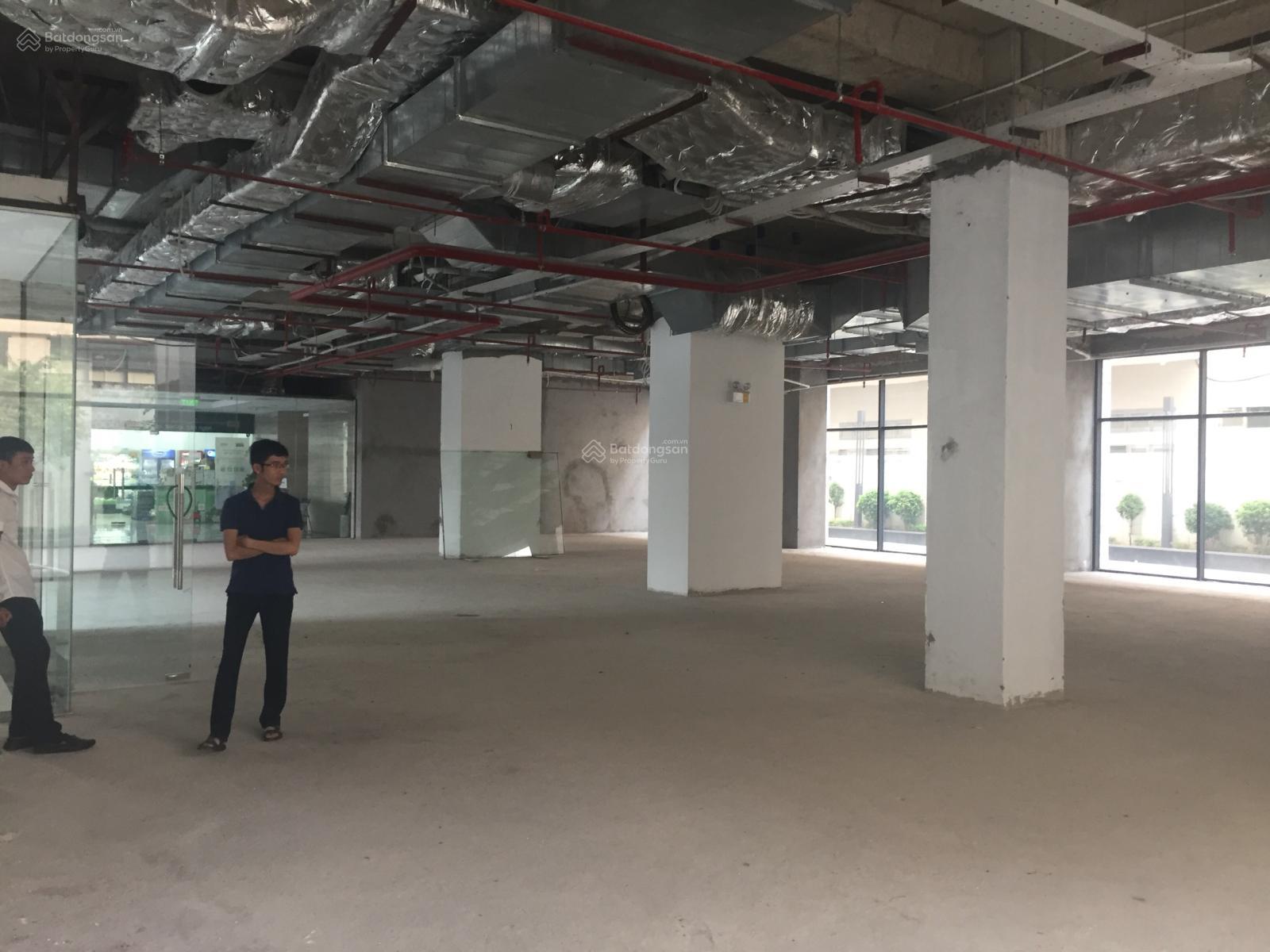 Cho thuê văn phòng phố Trần Quốc Toản, Hoàn Kiếm, Hà Nội, DTSD 240m2, thông sàn, giá 50tr/tháng
