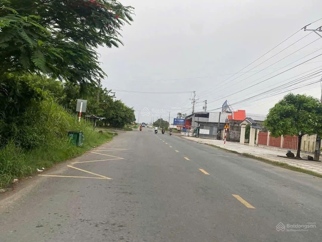 Chính chủ bán gấp lô đất MTĐ Võ Văn Kiệt, DT: 180m2, Giá: 450tr, SHR, LH: 0909 583 *** Nhân Chính chủ bán gấp lô đất MTĐ Võ Văn Kiệt, DT: 180m2, Giá: 450tr, SHR, LH: 0909 583 *** Nhân
