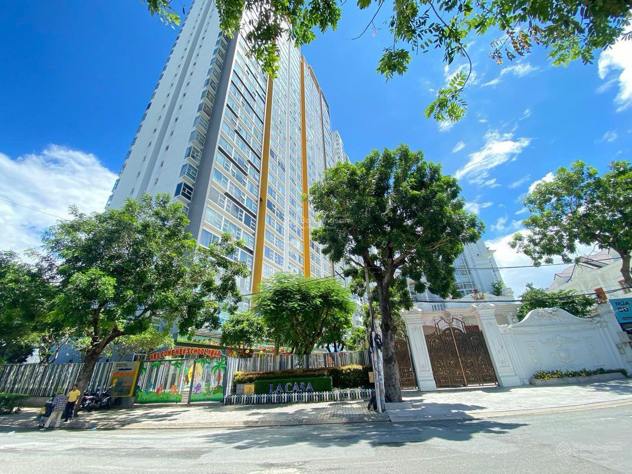 Căn hộ Lacasa, nhà đẹp, giá tốt. Căn view sông tầng cao duy nhất giá 4,1 tỷ. LH 0906 459 ***
