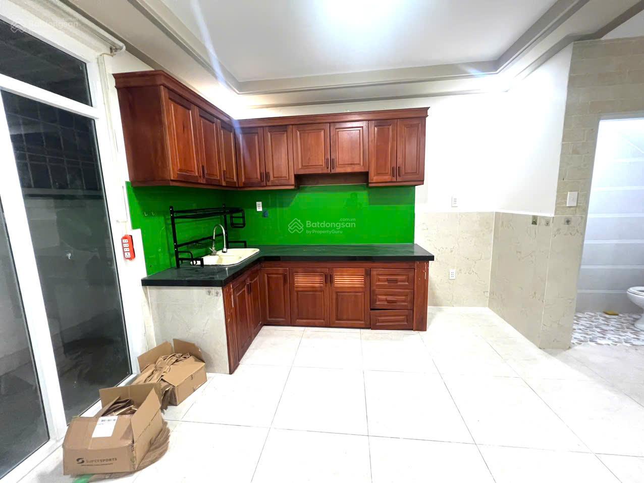 Cho thuê nhà giá rẻ trung tâm Bến Lức, LH 0763 944 ***