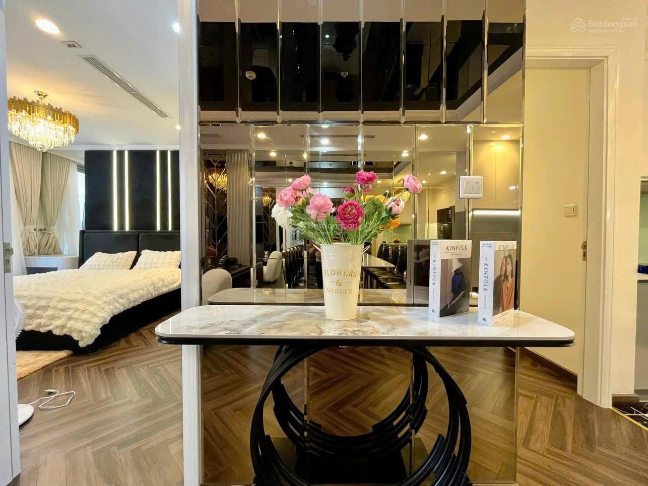 Bán CC Vinata Tower Khuất Duy tiến 89m2 3ngủ full đồ luxury mới 100%, giá rẻ, sẵn sổ. LH 0987 362 ***