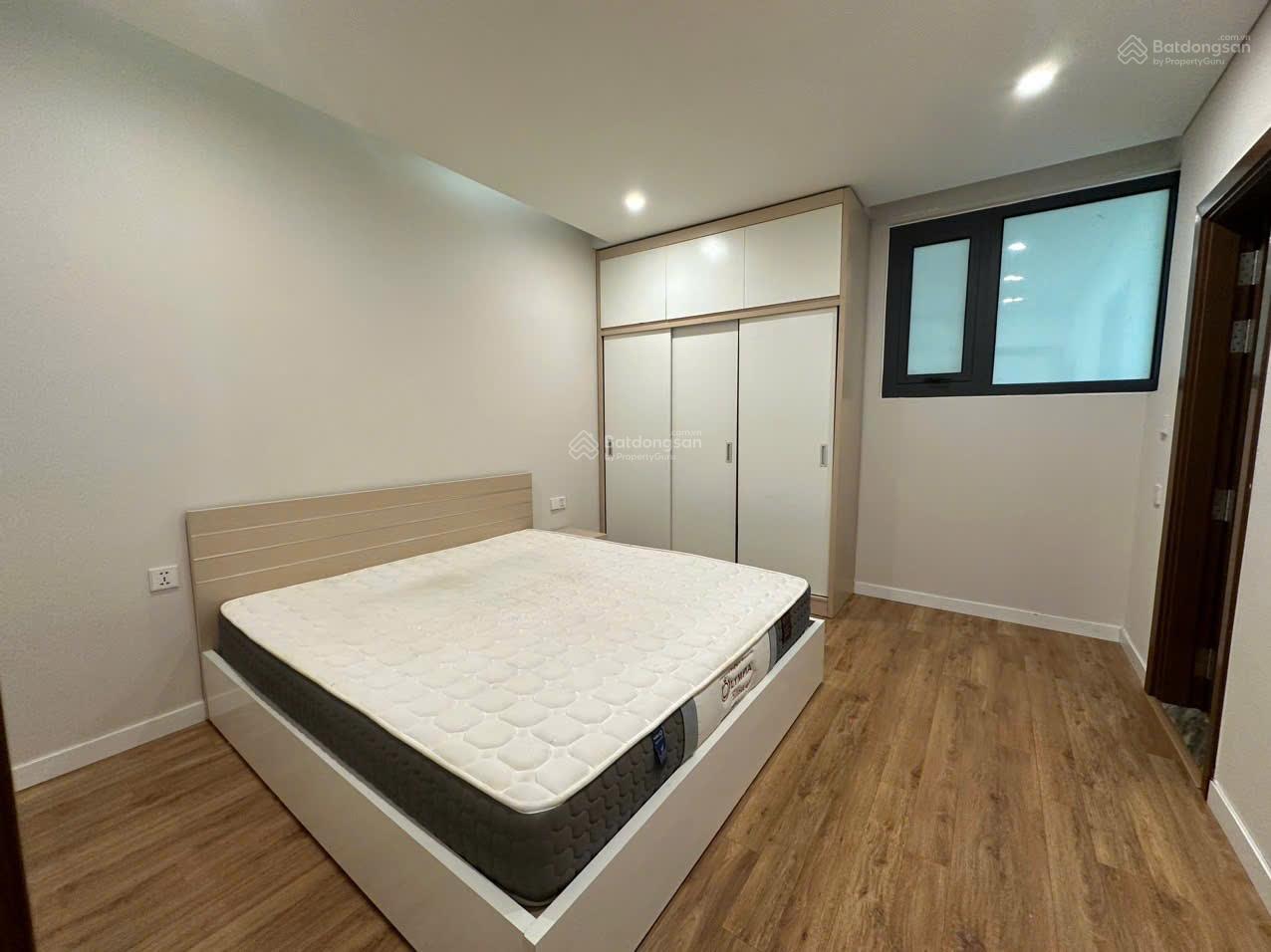 CC cho thuê CHCC Trung Hoà Nhân Chính, Hoàng Đạo Thúy, 80m2 2PN 12tr và 135m2 3PN 15tr , ở ngay,