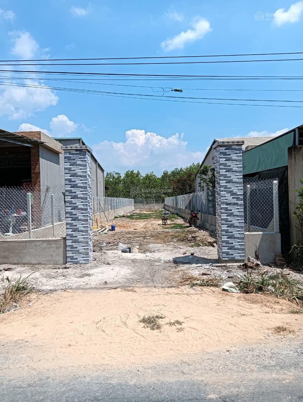 Bán nhanh trước tết lô đất Lộc Phước Lộc Hưng Trảng Bàng ngang 8m dài 75m, TC 100m2 giá 565 triệu